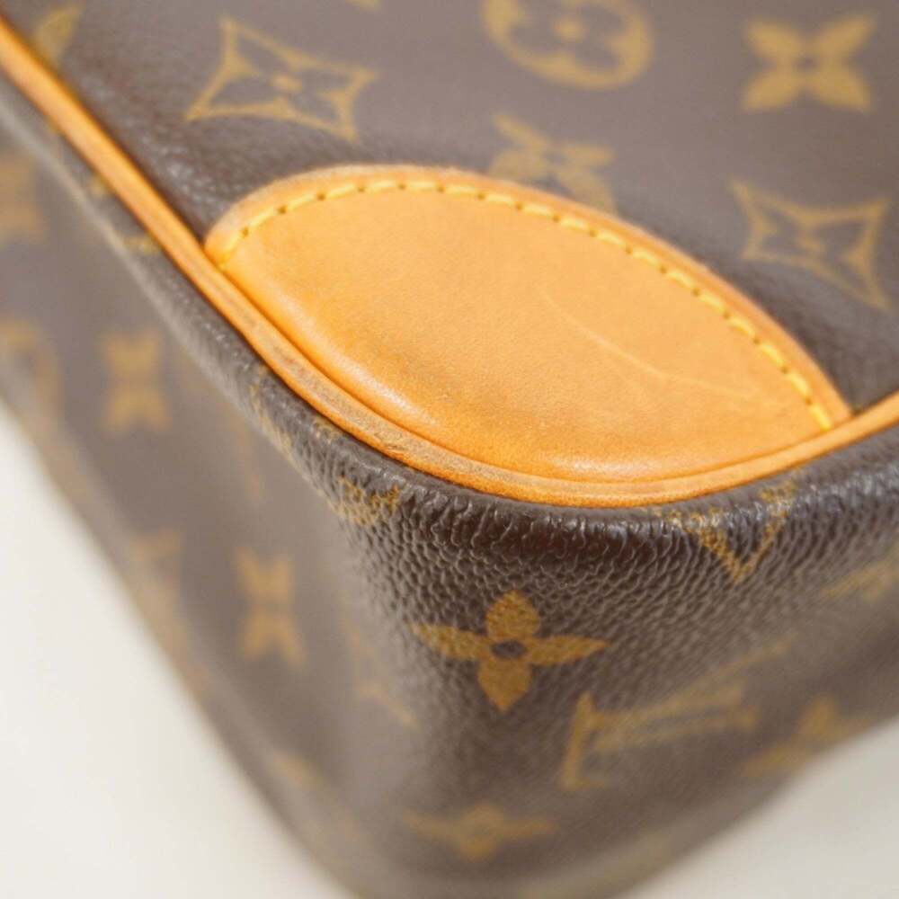 LOUIS VUITTON Brown Monogram Shoulder Bag - Picture 6 of 14